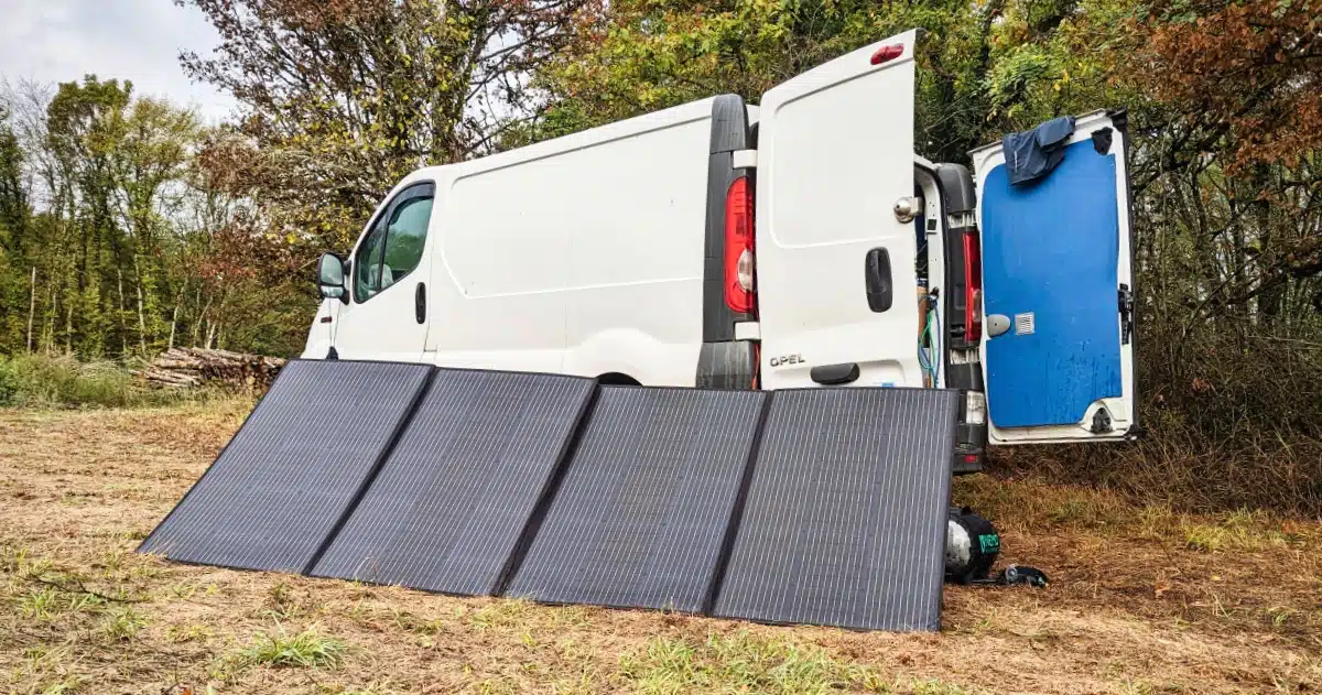 info importante panneaux solaires van aménagé
